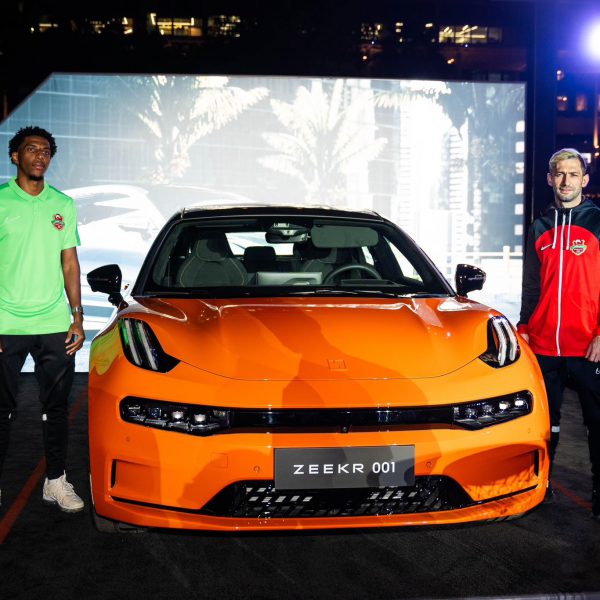 Rastamani Group, the club’s official sponsor, in the inauguration of the Zeekr car